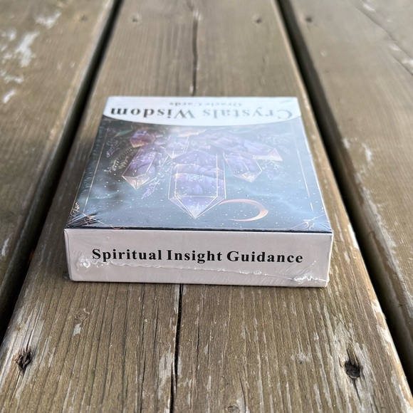 Crystals Wisdom Oracle Cards - Picture 7 of 10